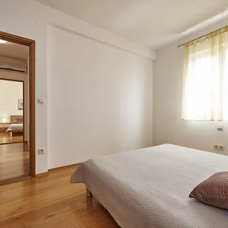 Buonocore 特罗吉尔